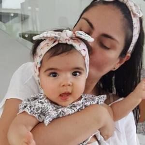 Meet your Posher, Carolina